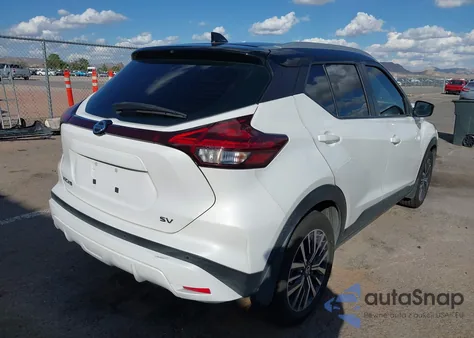 2021 Nissan Kicks Sv Xtronic Cvt z USA, uszkodzony, nr VIN 3N1CP5CV4ML517472